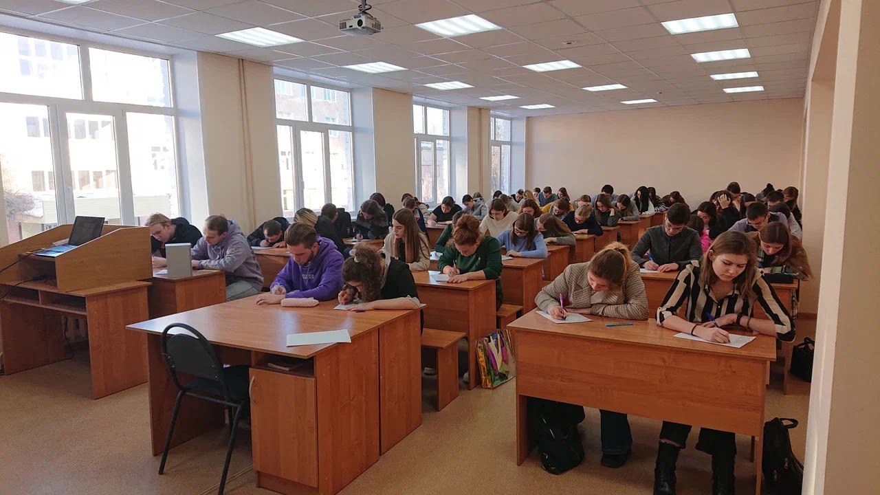 Диктант по английскому языку