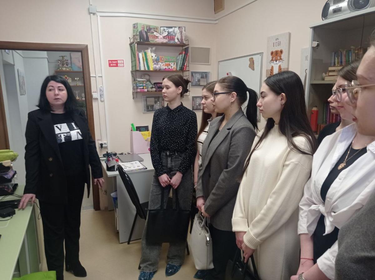 Студенты МИ ВлГУ познакомились с работой Социально-реабилитационного центра для несовершеннолетних