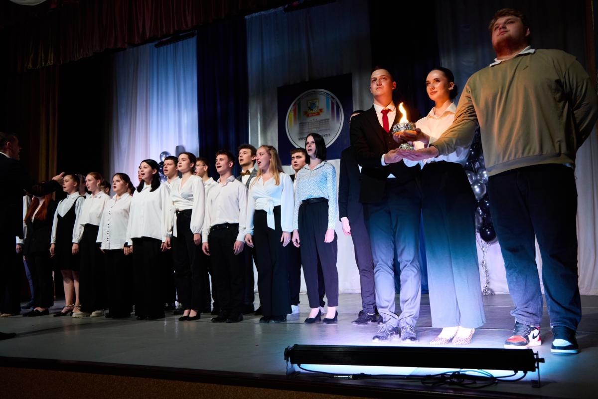 КИБЕР-ПОСВЯЩЕНИЕ: 400 новых студентов в базе данных МИВлГУ!