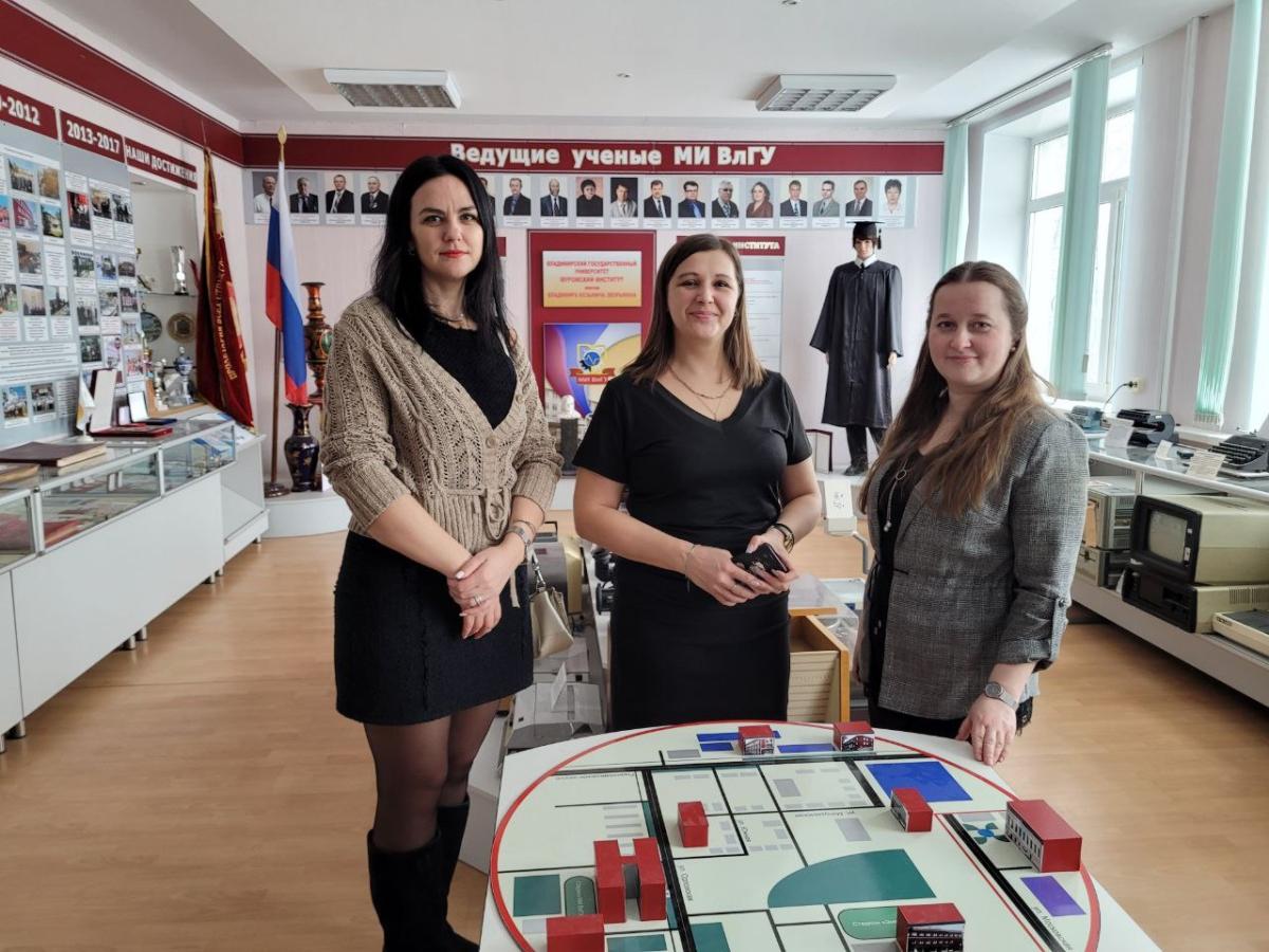 «МИ ВлГУ тогда и сейчас» – наши выпускники через 15 лет возвращаются в alma mater!