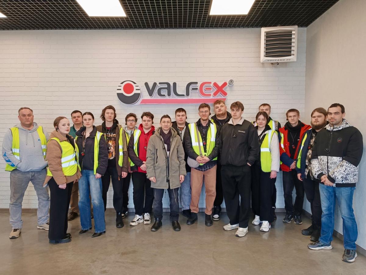 От станков с ЧПУ до раритета 1861 года: как студенты МИВлГУ изучали автоматизированные линии и единственную в России паровую машину