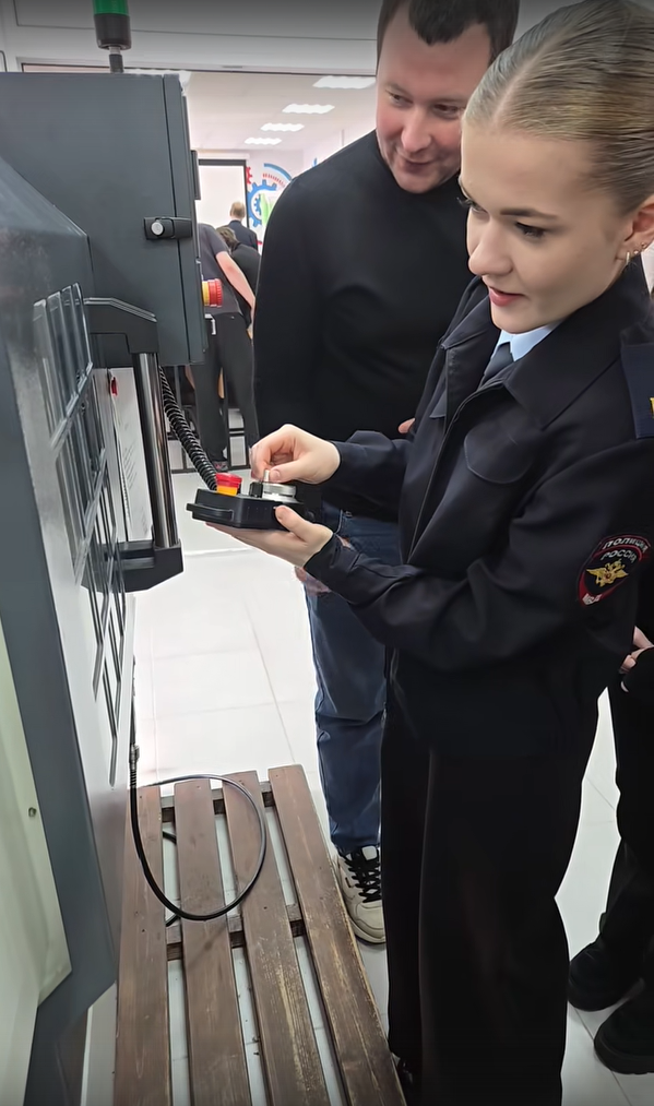 Видео-отчет второго дня кейс-чемпионата учеников 10 классов школ города и округа Мурома.