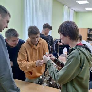 Новое лабораторное оборудование на кафедре УКТС и «практическая мозгобойня» на кафедре радиотехники