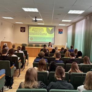 Как уберечь подростков от разрушительных сценариев? Итоги открытой лекции профессора Фортовой Л.К.