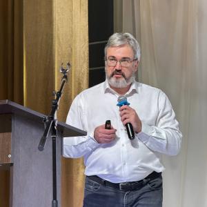 От машинного обучения к большим языковым моделям: лекция в МИВлГУ от ведущего специалиста РАН по искусственному интеллекту