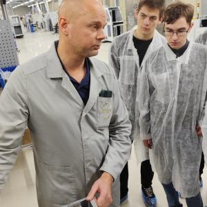 Микроэлектроника, роботы, рентгеновский контроль и карьера: как учат радиотехников в МИВлГУ