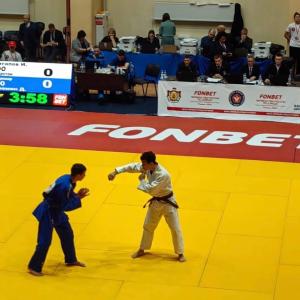 Золото наших побед: студент МИВлГУ Даниил Черемин двойной чемпион области по самбо!