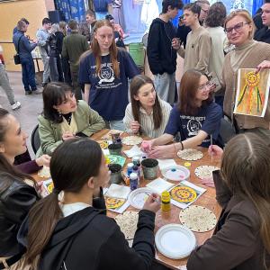 Студенты МИВлГУ отметили «Широкую масленицу»