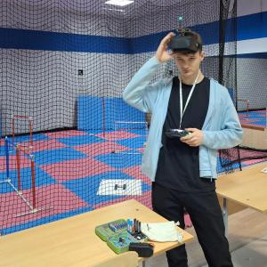 "Дрон-рейсинг" - студенты МИВлГУ покоряют небо