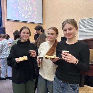 Студенты МИВлГУ отметили «Широкую масленицу»