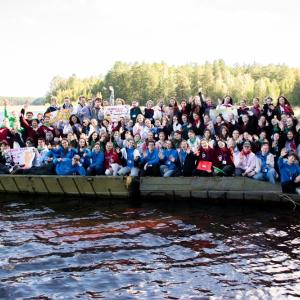 Похоже, в Муромском институте ВлГу умеют решать вопросы на самом высоком уровне, если на холодной и дождливой неделе выдались всего два теплых и солнечных дня, и именно в эти дни МИВлГУ провел свою легендарную "ВЫШКУ"!