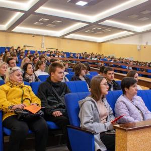 11 октября наш институт встречал гостей - своих будущих абитуриентов и их родителей, которые пришли познакомиться с МИВлГУ.